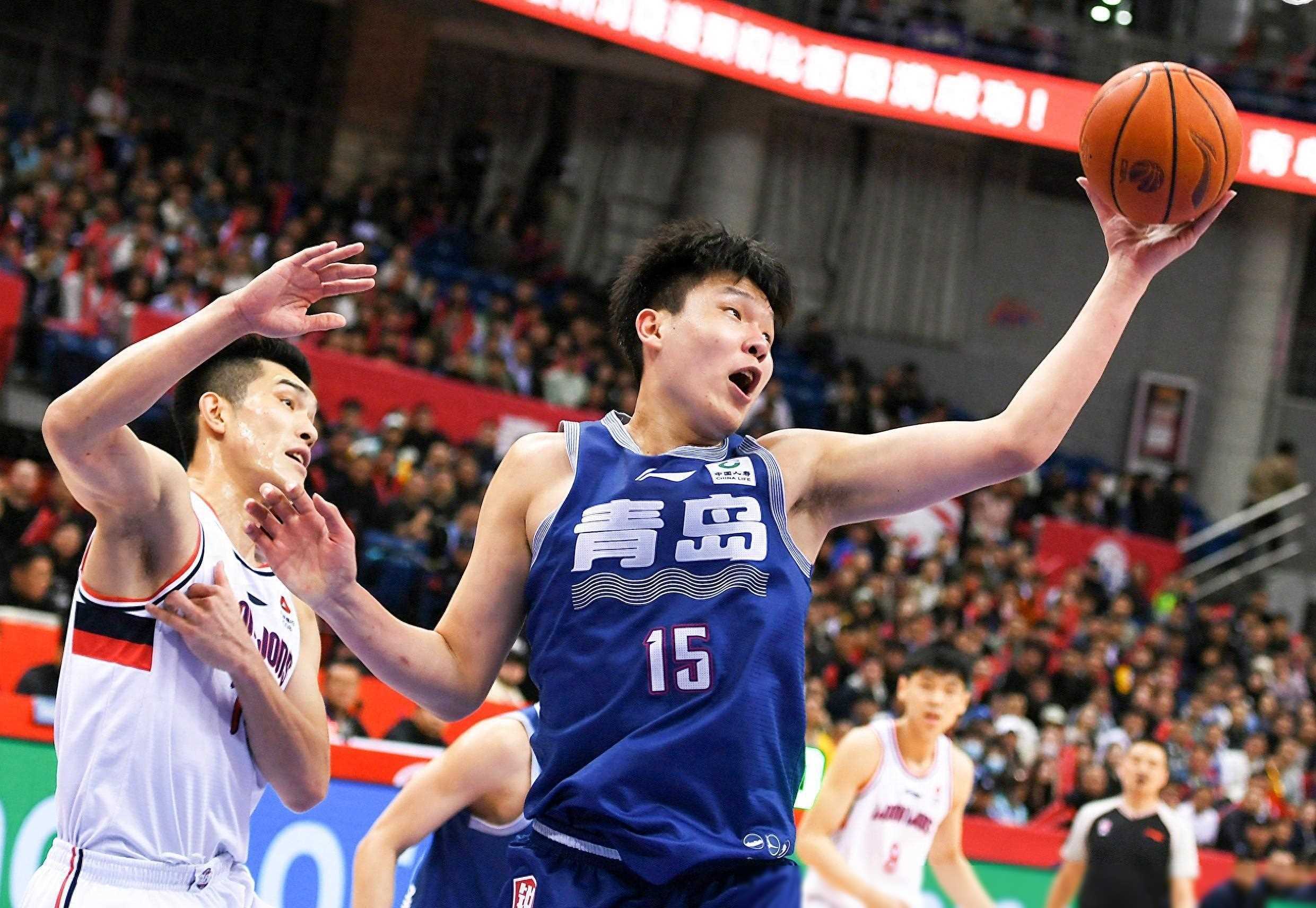 九游棋牌 -包含今晚NBA常规赛传出新动向，广州队战术微调，管理层表态——质疑声仍在，赛程密集仍需轮换的词条