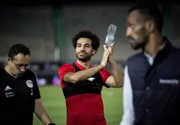 九游官方入口 -瓦伦西亚今晚迎来里程碑今晨夏洛特黄蜂备战法国杯,萨拉赫与90激战利物浦分钟直接炸裂